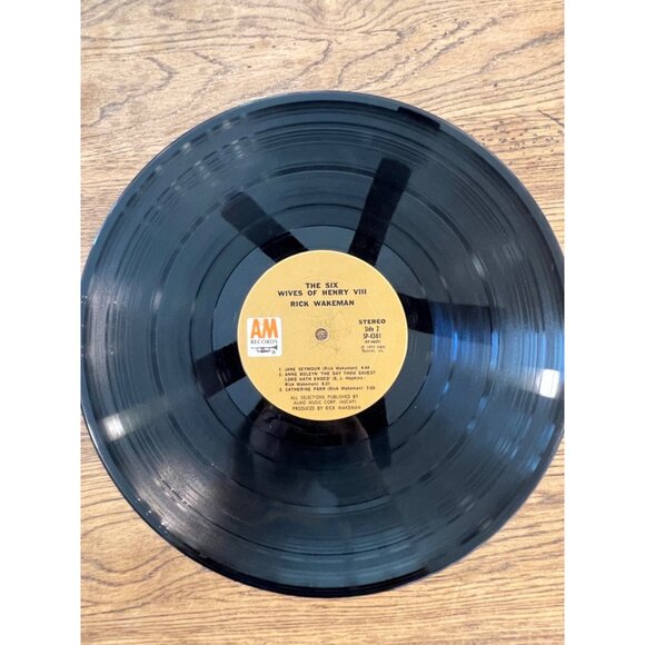 Rick Wakeman The Six Wives Of Henry VIII Vinyl Record  SP-4361 - Picture 3 of 7